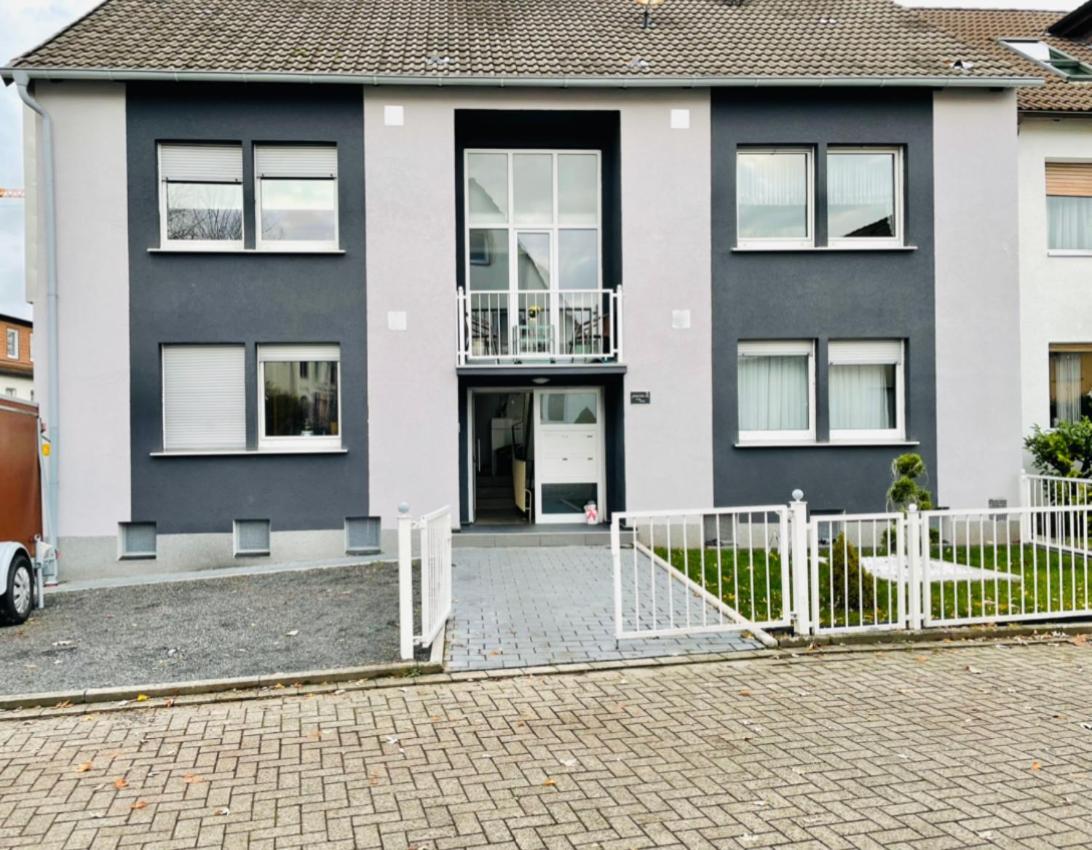 Bei Daniel Am Dortmunder Flughafen Apartment *